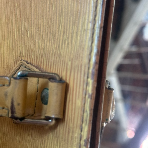 AUTHENTIC LOUIS VUITTON- SAC D'ÉPAULE LEATHER HANDBAG - Picture 7 of 14